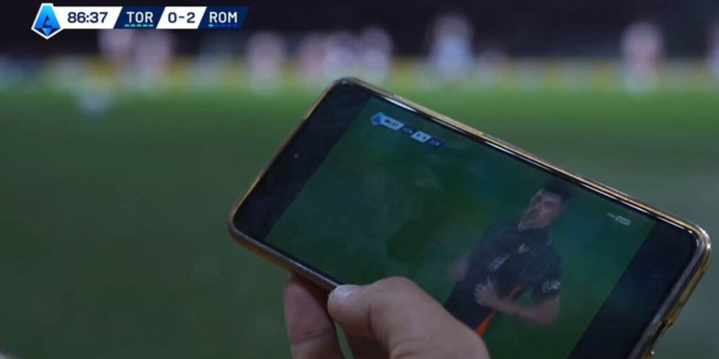 Roma E Juve Si Sfidano A Dista