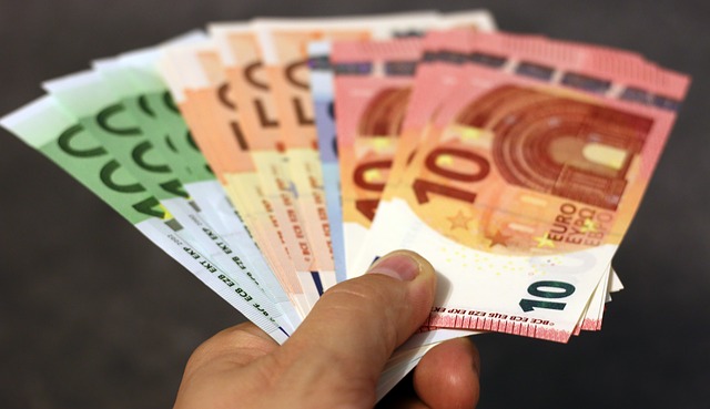 Sace Premia I Suoi Dipendenti