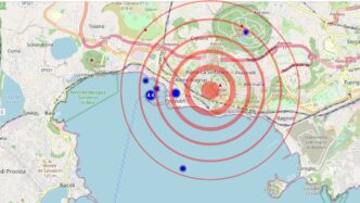 Scossa Di Terremoto Di Magnitu