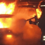 Latina, Due Auto Incendiate All’alba: Indagini In Corso In Zona Chiesuola E Campo Boario