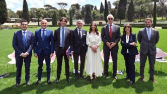 Sei Cento Cavalli E 468 Atleti
