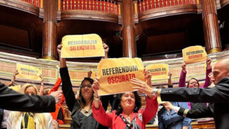 Senatori Del M5S Contestano Ta