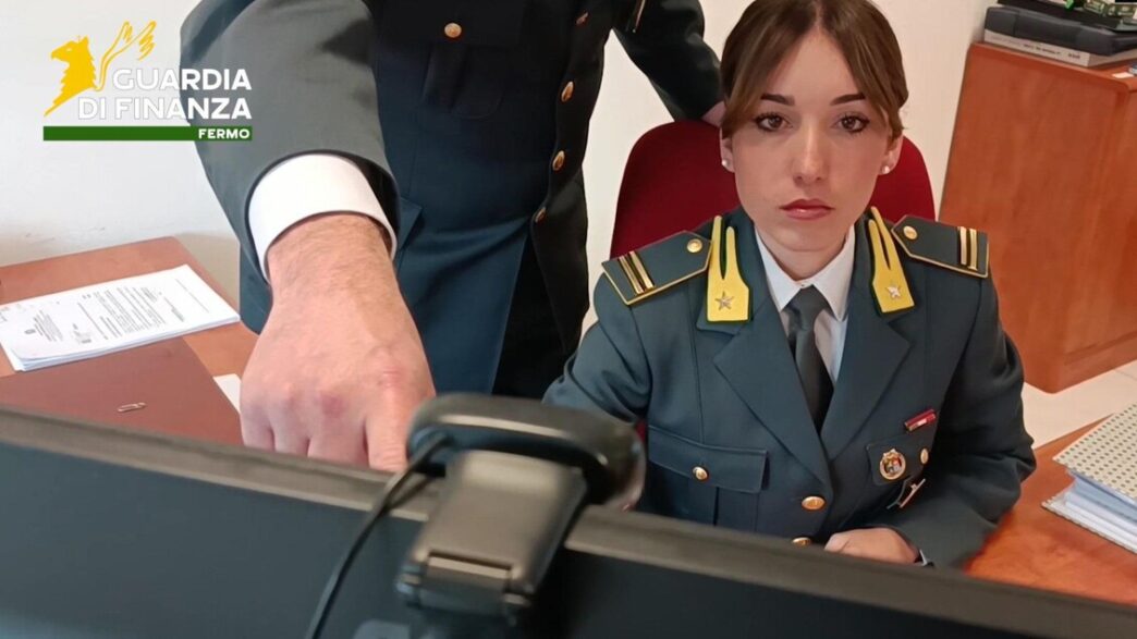 Sequestri Per Truffa Superbonu