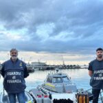 Sequestro Di 3Mila Ricci Di Mare Pescati Illegalmente Nel Porto Di Ancona, Sanzioni E Rigetto In Mare