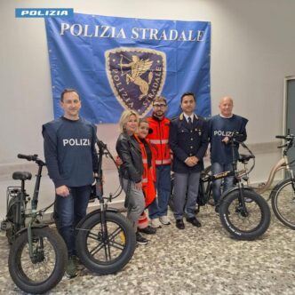 Sequestro Di Biciclette E Mono