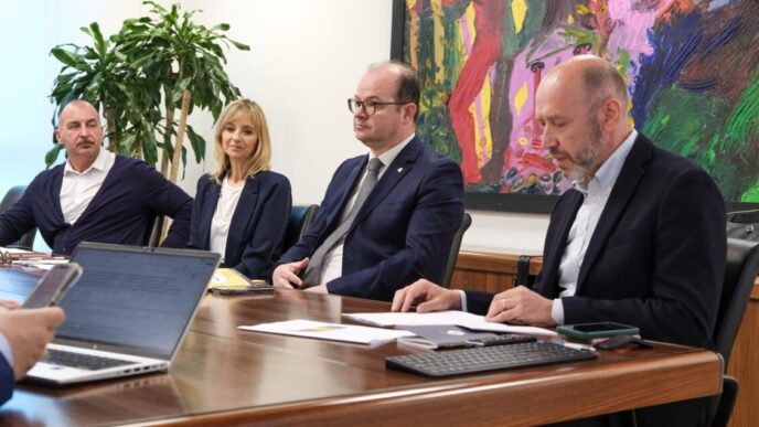 Simone Cristicchi Apre Il Prog