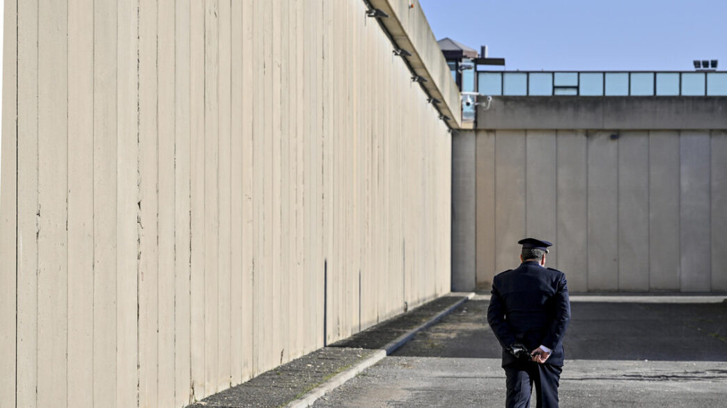 Situazione Critica Nei Peniten