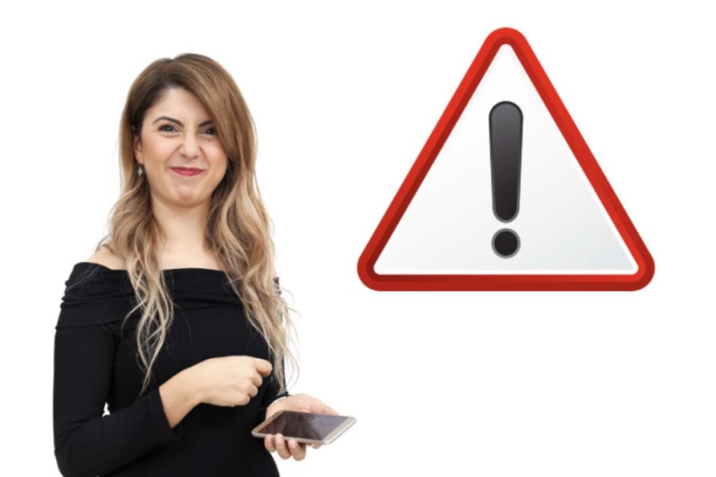 Secondo recenti studi, ogni italiano riceve mediamente quattordici chiamate moleste, un dato che include anche neonati e bambini.
