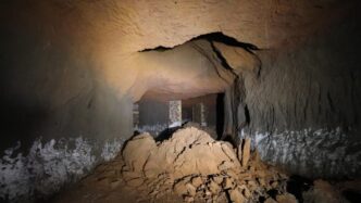 Sotto I Piedi Di Una Cittc3A0 Viv