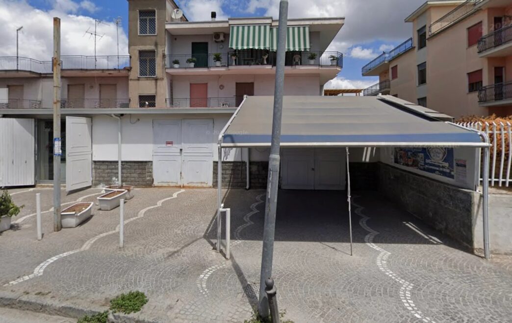 Sparatoria Al Ristorante Di Lu