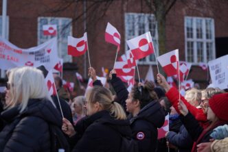 Stati Uniti Intensificano Sorv