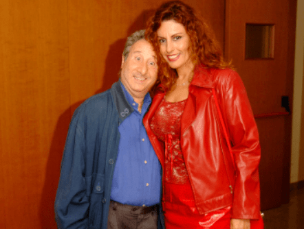 Stefania Corona Mette Fine A 2
