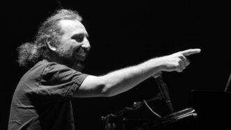 Stefano Bollani Firma La Colon