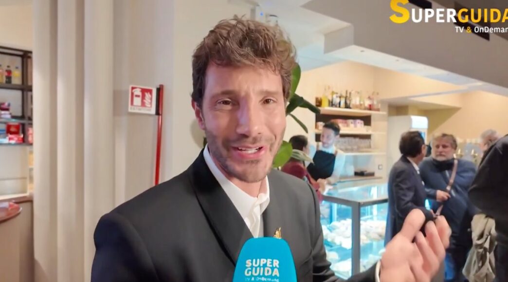 Stefano De Martino Ospite Alle28099