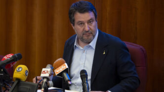 Tagli Ai Fondi Per La Manutenz