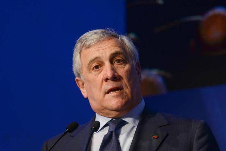 Tajani Ringrazia Il Ministro C