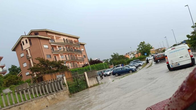 Temporale Con Grandine Nelle28099Aq