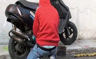 Tentato Furto Di Uno Scooter N