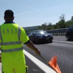 Traffico Bloccato Sulla Carreggiata Interna Del Grande Raccordo Anulare Di Roma Per Ribaltamento Mezzo Pesante