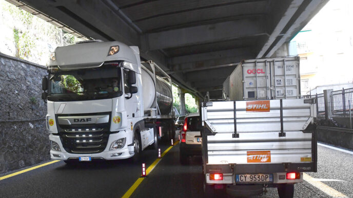 Traffico Intenso E Code Sulle