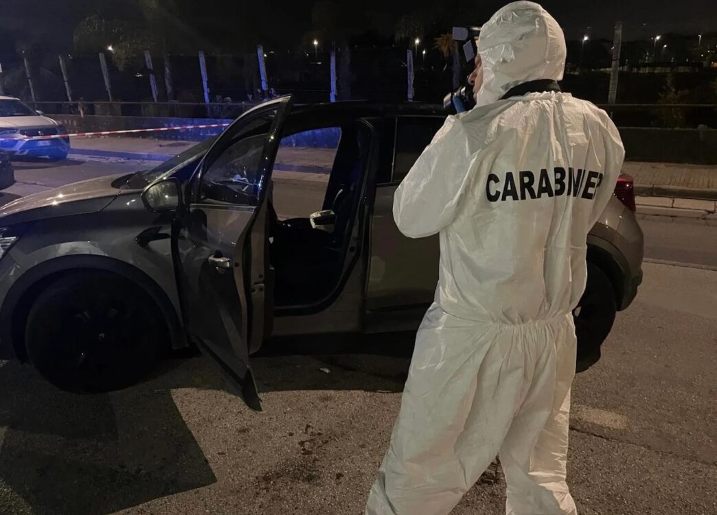 Tragedia A Napoli2C Due Donne R