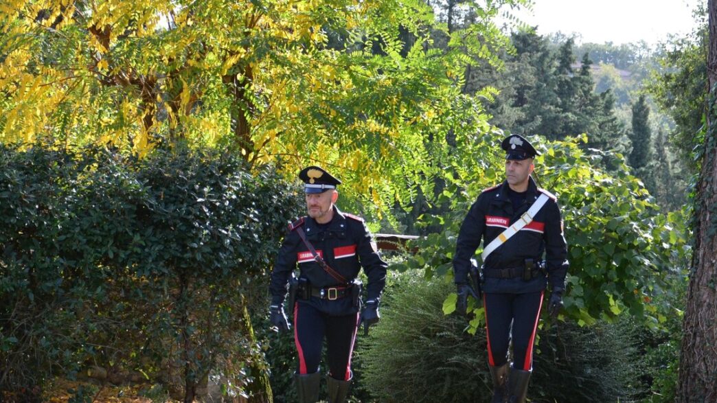 Tre Uomini A Processo Per La R