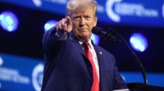 Trump Azzera Cinque Membri Del