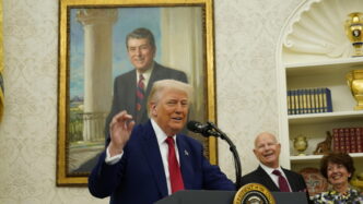 Trump Difende I Dazi3A La Corte