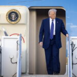 Trump Torna Nel Golfo Tra Affari, Criptovalute E Legami Con I Sovrani Sauditi E Del Qatar