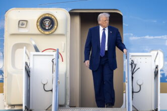 Trump Torna Nel Golfo Tra Affa