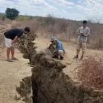 Un Terremoto Di Magnitudo 7,7 Scuote Il Myanmar Con Rottura Superficiale Della Faglia Di Sagaing Filmata In Diretta