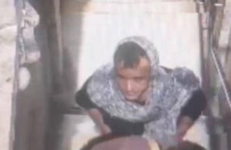 Un Uomo Si Getta Dal Duomo Di