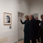 Una Fotografia Di Philippe Halsman Con Robert Kennedy Esposta Alla Cittadella Giudiziaria Di Salerno Nel 2025