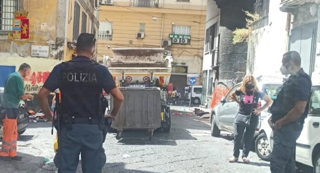 Uomo Arrestato A Napoli Per Ra