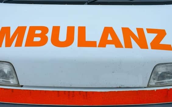 Uomo Investito Da Auto A Roma