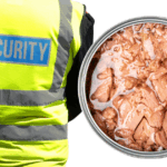 Uomo Si Traveste Da Guardia Giurata Per Rubare Scatole Di Tonno In Un Supermercato A Torino