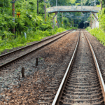 Uomo Trovato Disteso Sui Binari A Crescentino, Intervento Tempestivo Evita Tragedia Ferroviaria