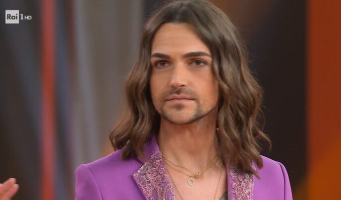 Valerio Scanu Ospite A Ciao Ma