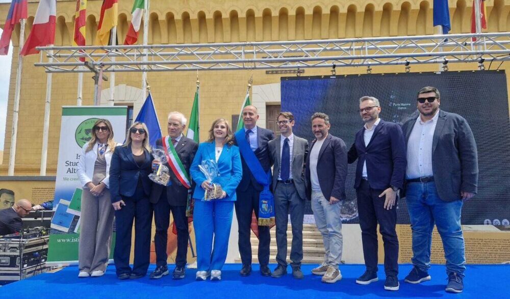 Ventotene Festeggia Il 9 Maggi