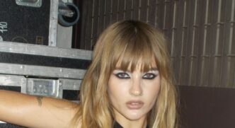 Victoria De Angelis Al Gazomet