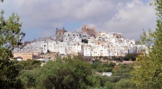 Vivere Ostuni E La Valle De28099Itr