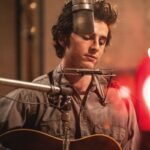 A Complete Unknown Con Timothée Chalamet Racconta Bob Dylan Nei Suoi Anni Di Formazione Ora Su Disney+