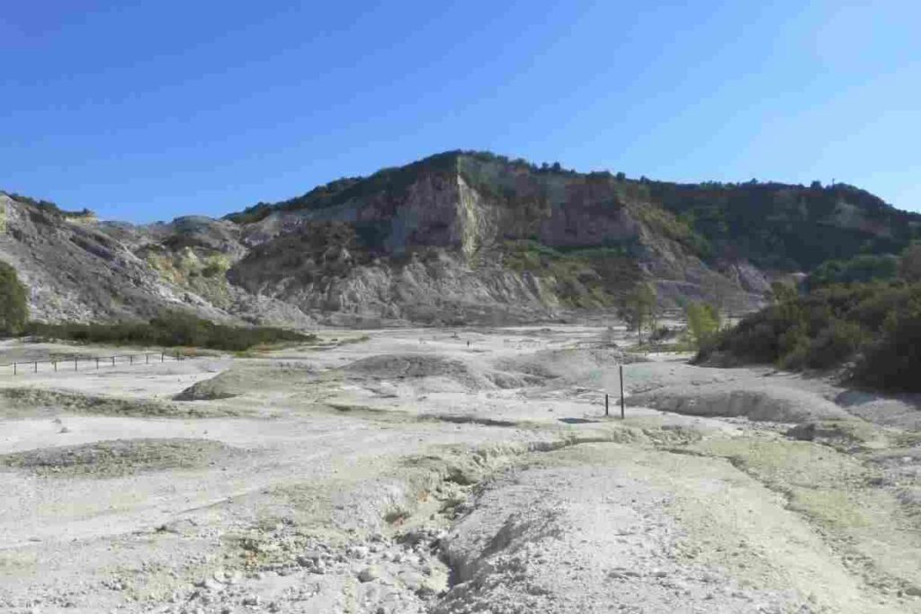 Campi Flegrei dramma ed evacuazione