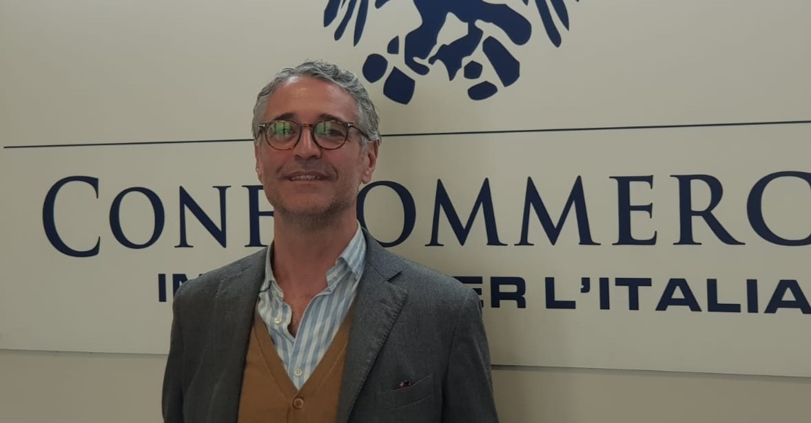 Commercio Al Dettaglio In Abru