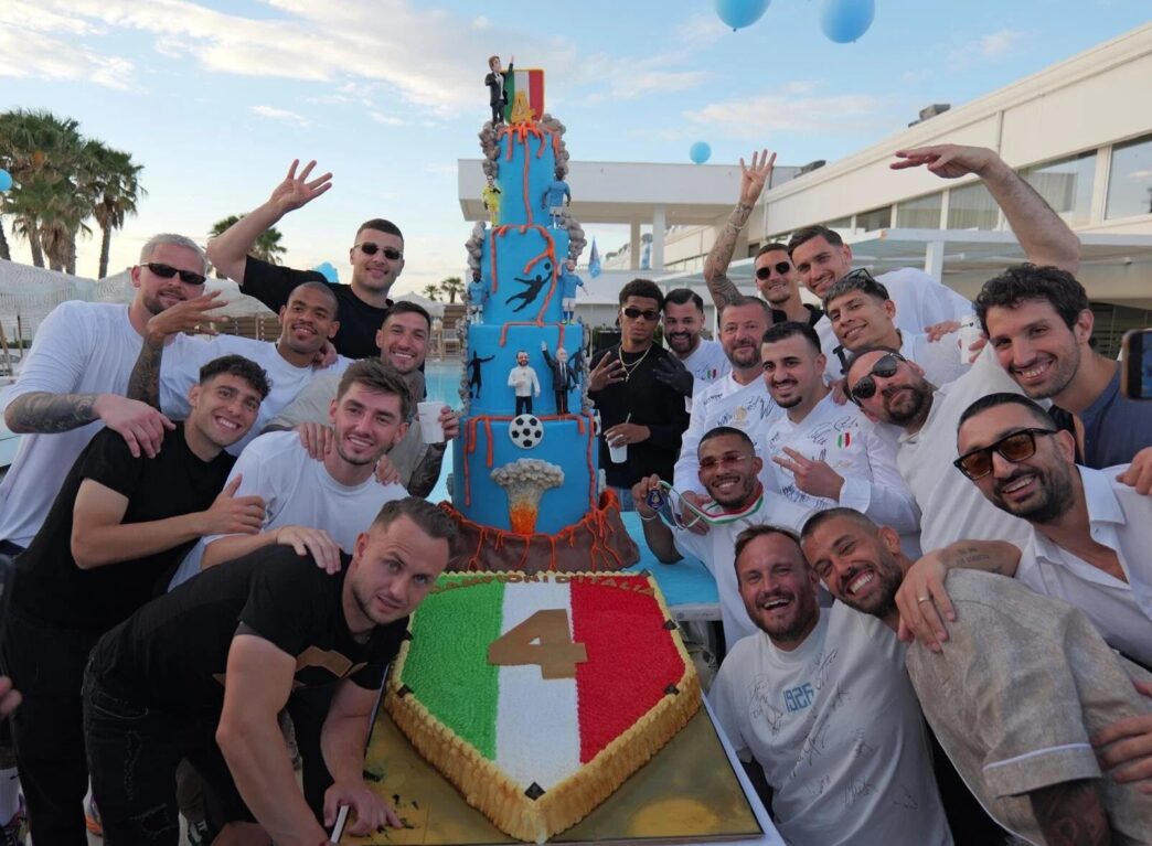 I Giocatori Del Napoli Celebra