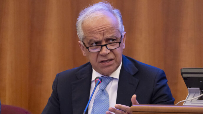 Il Ministro Piantedosi3A Meglio