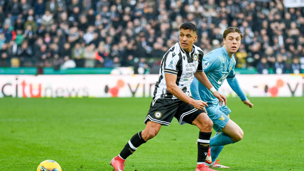 Il Saluto Di Alexis Sanchez E