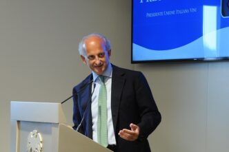 La Nuova Minaccia Di Trump Sui
