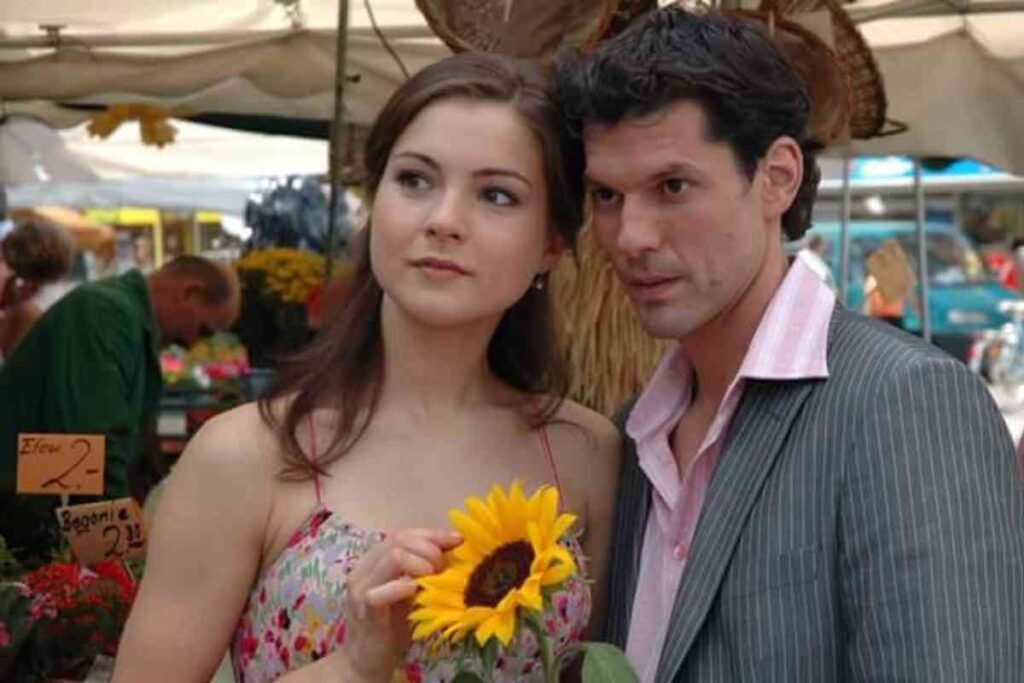 Tempesta d'Amore anticipazioni, Alexandra nasconde un segreto