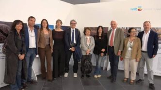 Una Mostra Sulle Stazioni Dell